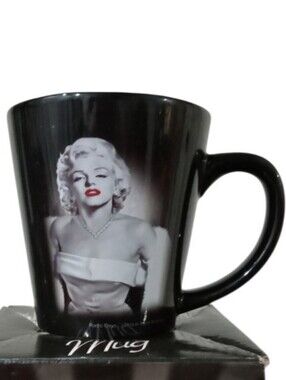 Hollywood Legends Marilyn Monroe Some Like it Hot Black Ceramic Mug